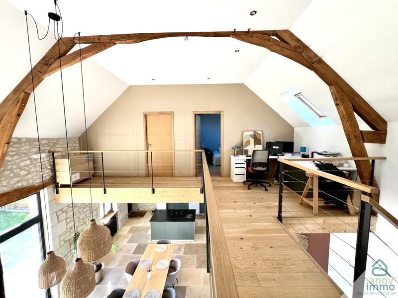 Demeure - 210 m² - 8 pièces