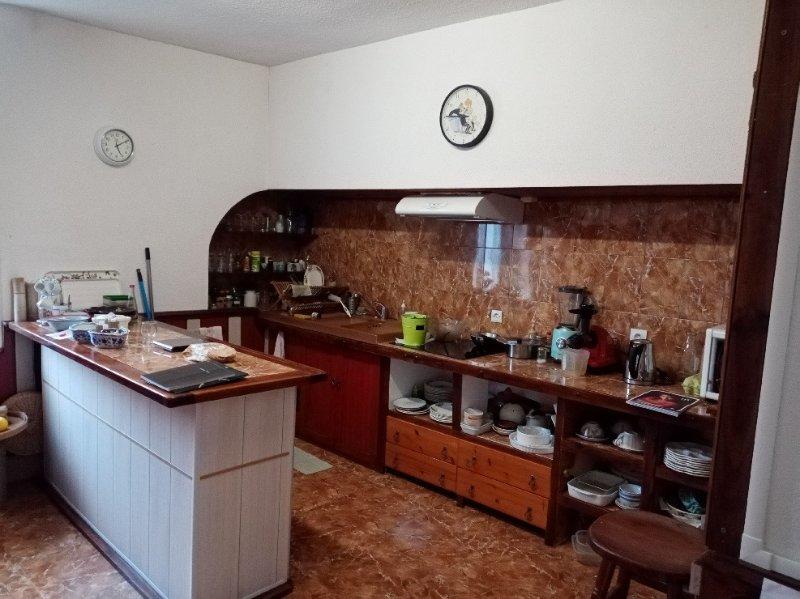 Maison - 137 m² - 10 pièces