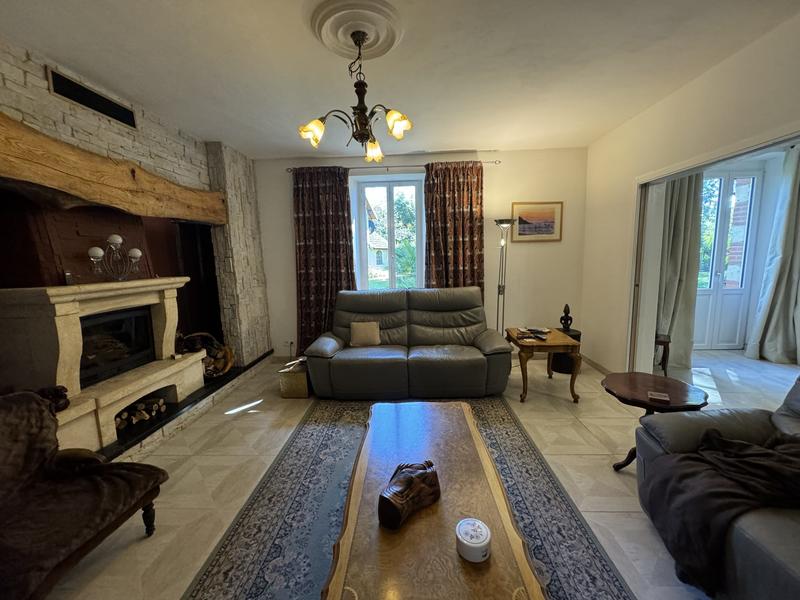 Maison ancienne - 206 m² - 6 pièces