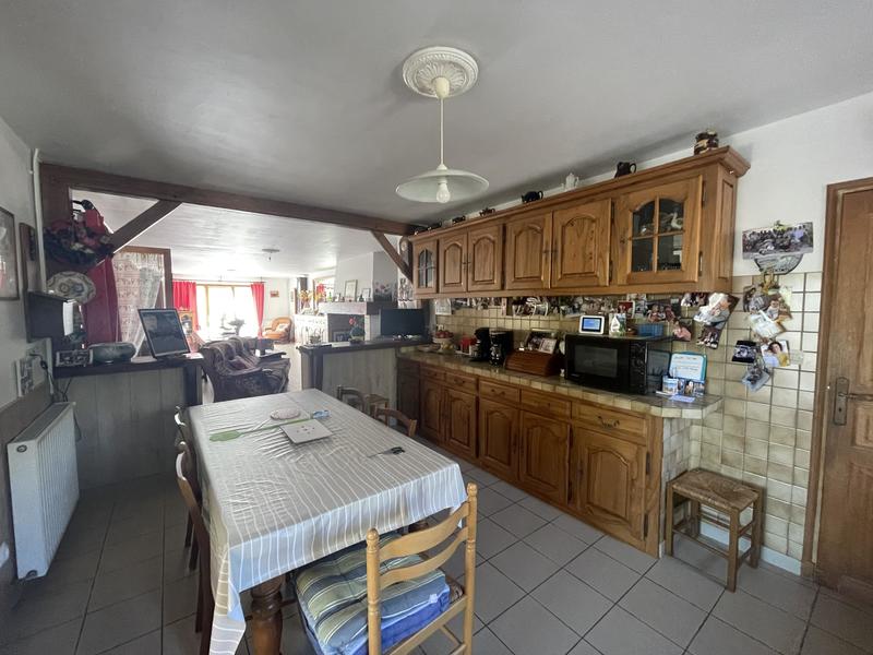 Corps de ferme - 300 m² - 10 pièces