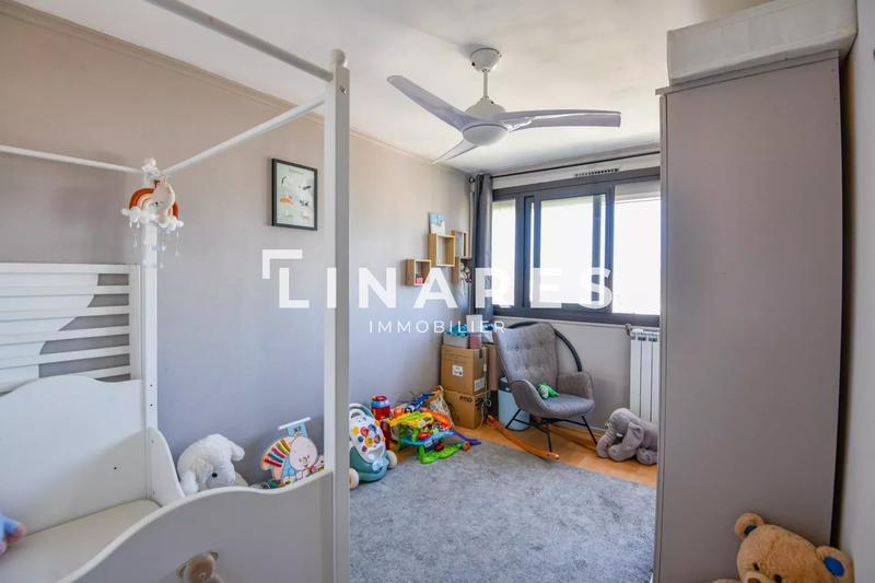 Appartement - 75 m² - 3 pièces