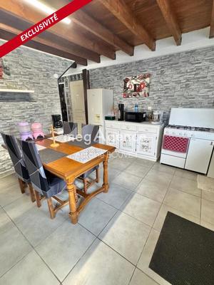 Maison - 140 m² - 5 pièces