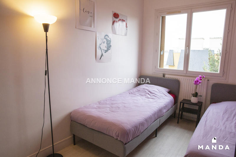 Chambre - 9 m² - 4 pièces
