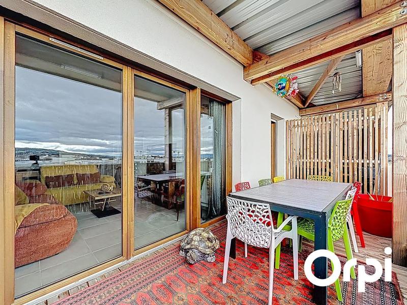 Appartement - 84 m² - 4 pièces