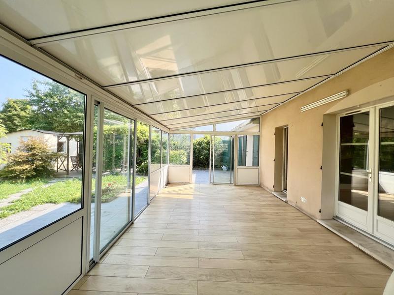 Maison contemporaine - 160 m² - 6 pièces