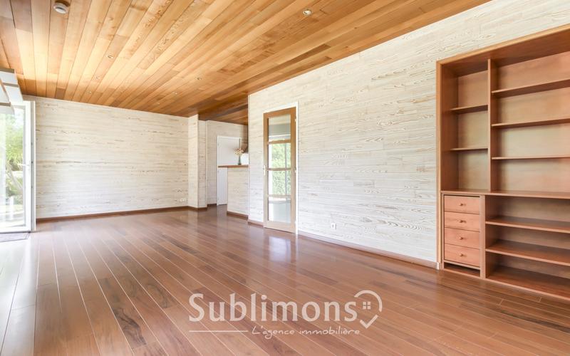 Maison traditionnelle - 75 m² - 4 pièces