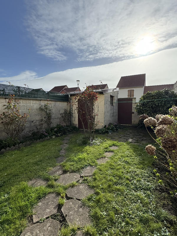 Maison - 87 m² - 5 pièces