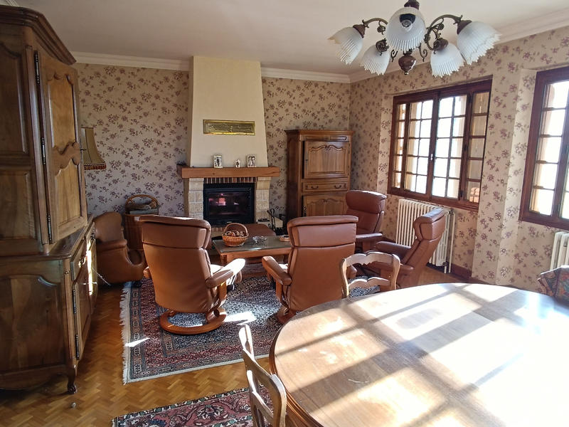 Maison - 190 m² - 7 pièces