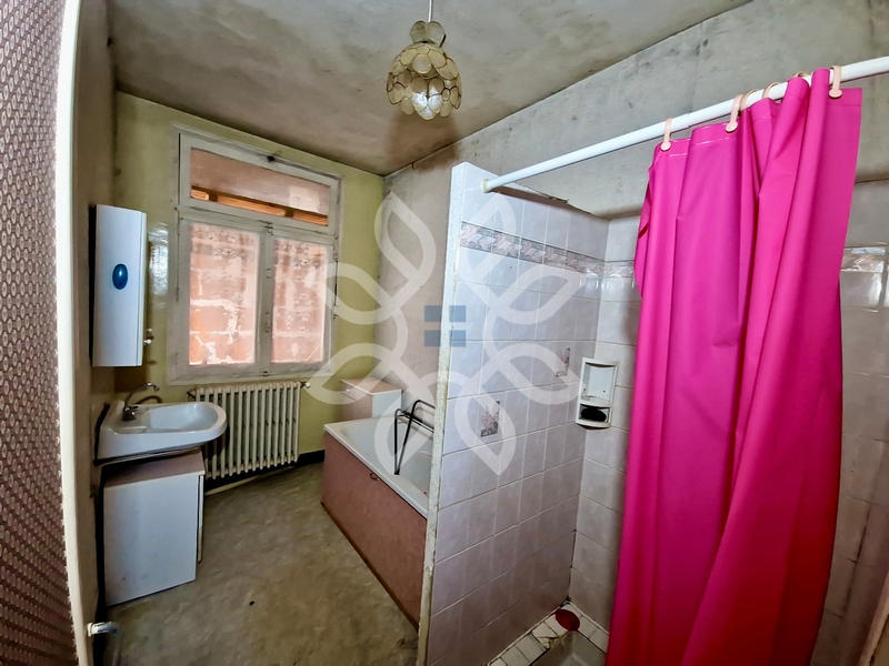 Maison de village - 100 m² - 5 pièces