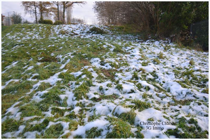 Terrain constructible - 725 m²