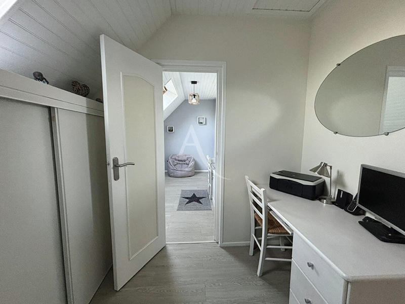 Maison - 122 m² - 7 pièces