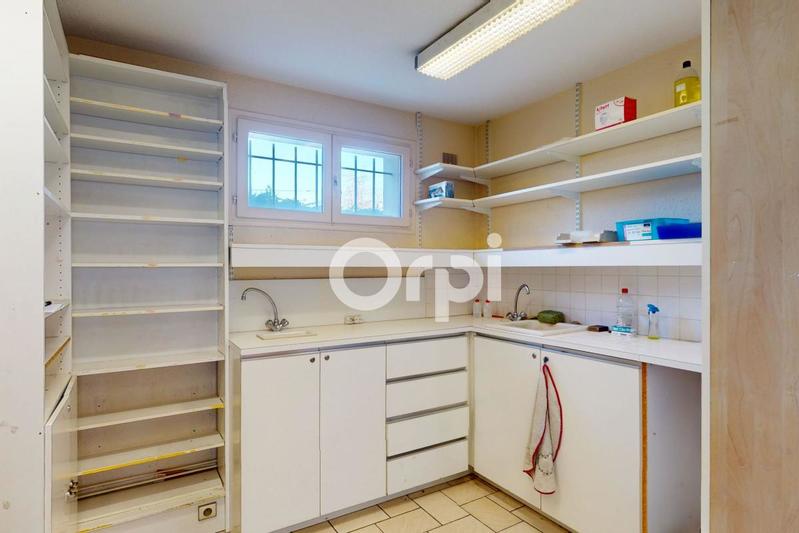 Maison - 200 m² - 6 pièces