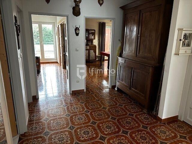 Immeuble - 176 m² - 7 pièces