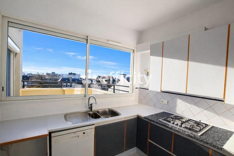 Appartement - 126 m² - 5 pièces