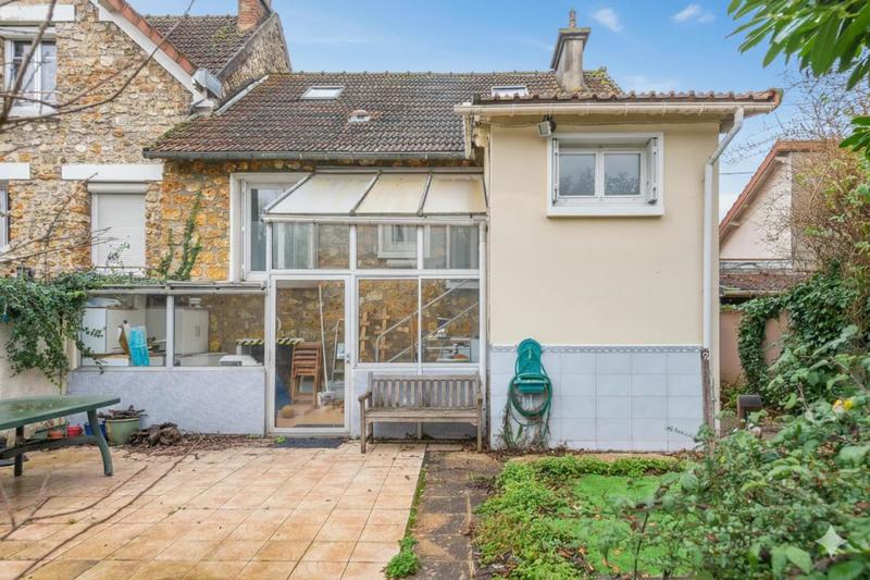 Maison - 85 m² - 5 pièces