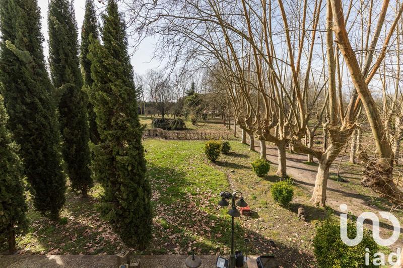 Maison - 586 m² - 11 pièces