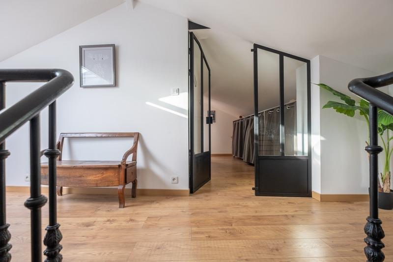 Maison en pierre - 207 m² - 7 pièces