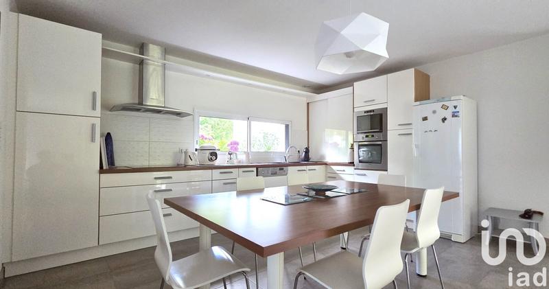 Maison de maîtres - 193 m² - 8 pièces