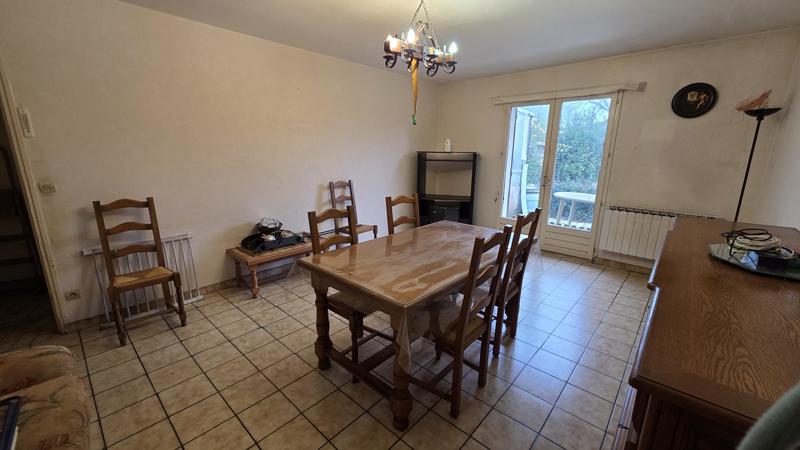 Maison - 101 m² - 5 pièces