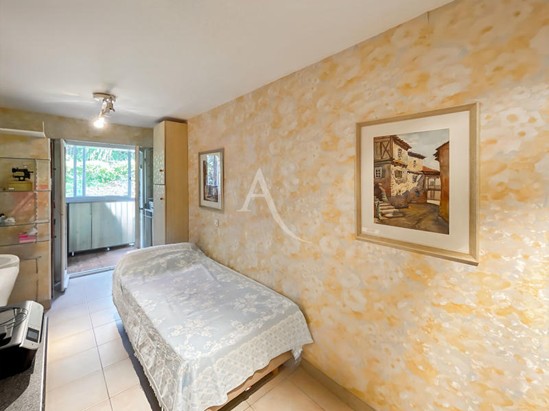 Appartement - 96 m² - 4 pièces