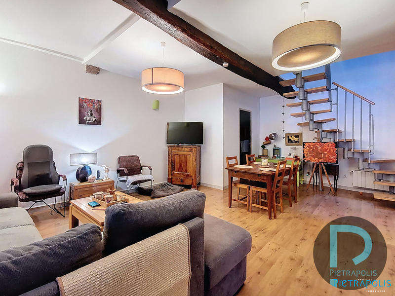 Appartement - 91 m² - 3 pièces