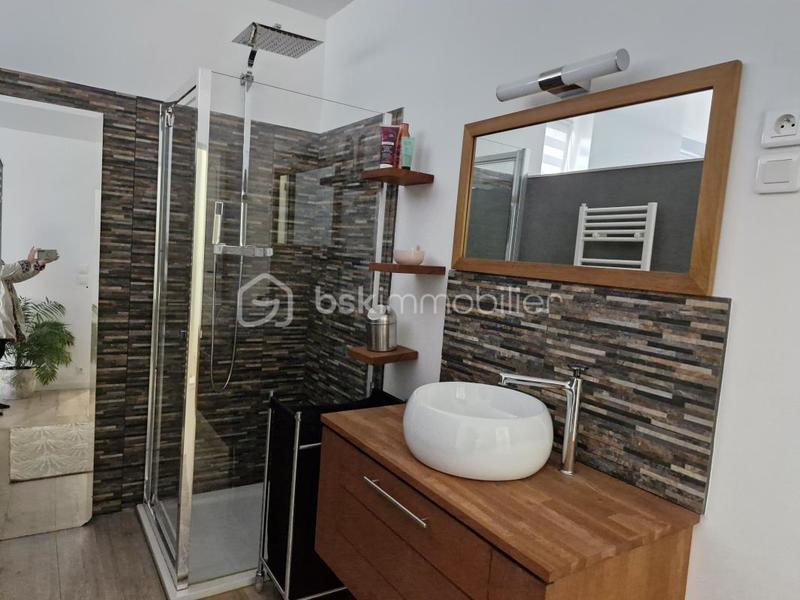 Maison - 143 m² - 5 pièces