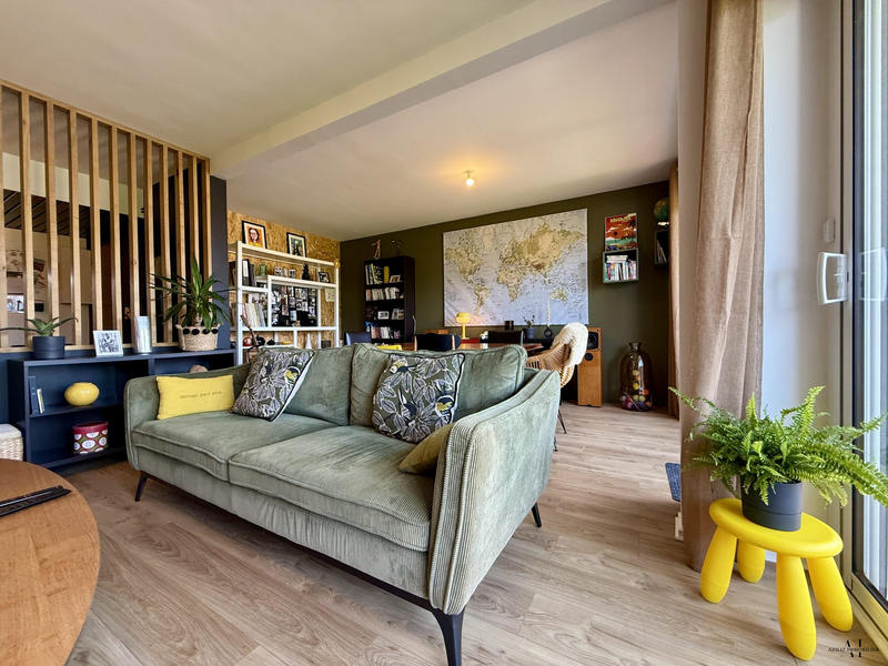 Appartement - 115 m² - 6 pièces