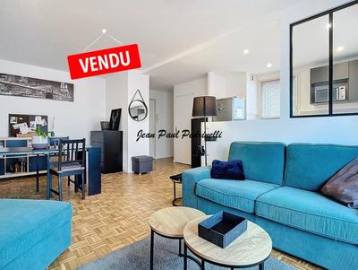 Appartement - 49 m² - 2 pièces