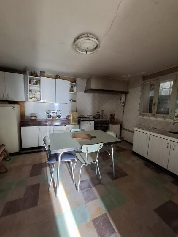 Maison de village - 94 m² - 4 pièces