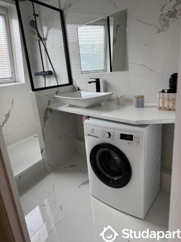 Chambre - 16 m² - 1 pièce