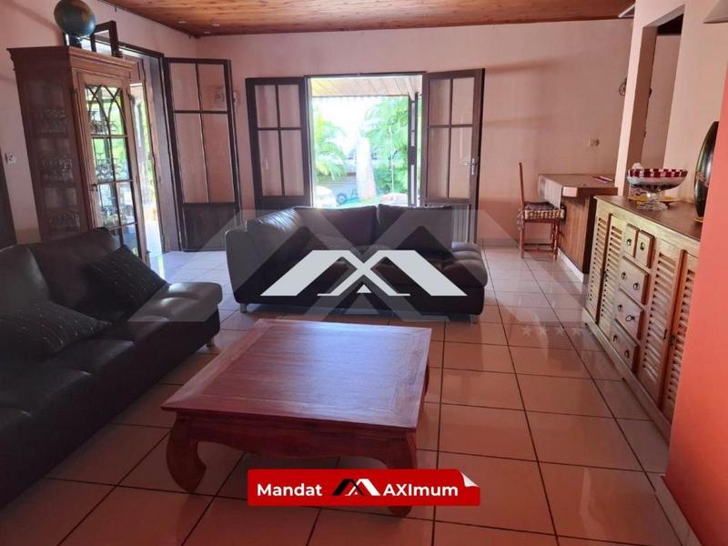 Maison - 135 m² - 6 pièces