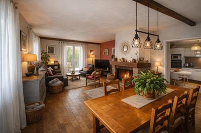 Maison - 97 m² - 5 pièces