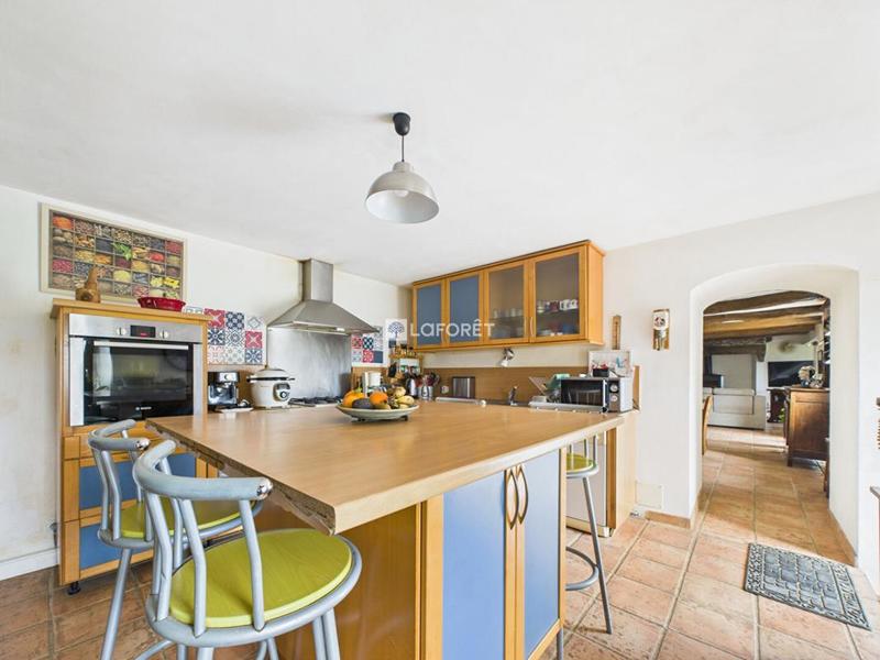 Maison en pierre - 211 m² - 10 pièces