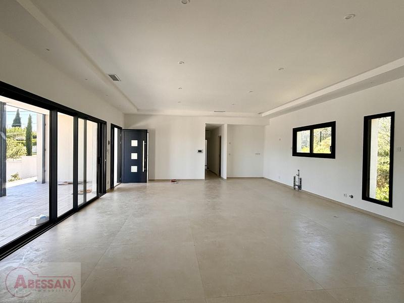 Villa - 136 m² - 5 pièces