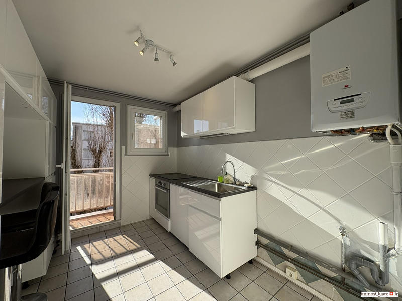 Appartement - 70 m² - 4 pièces