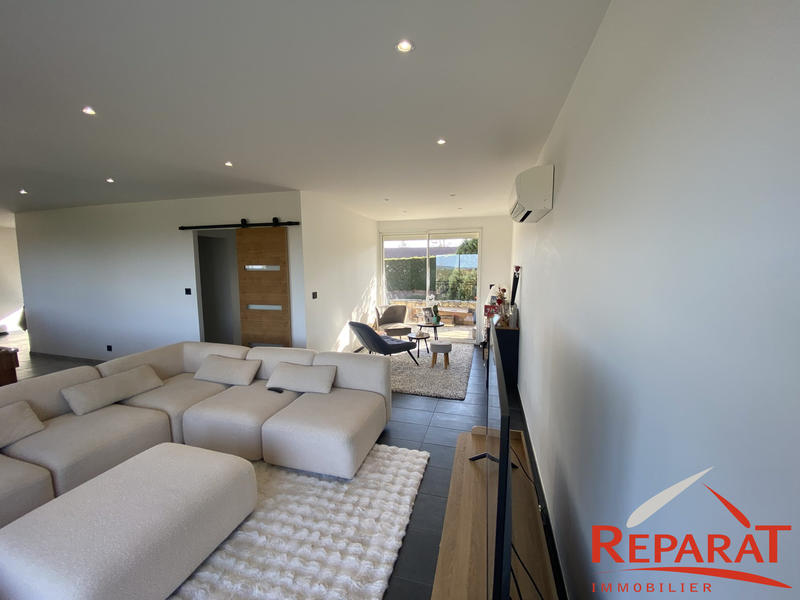 Maison - 160 m² - 7 pièces