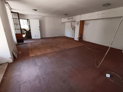 Local d'activité / Entrepôt - 650 m² - 12 pièces