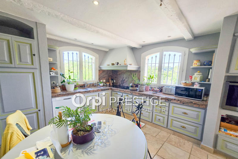 Villa - 149 m² - 6 pièces