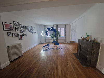 Appartement - 90 m² - 3 pièces