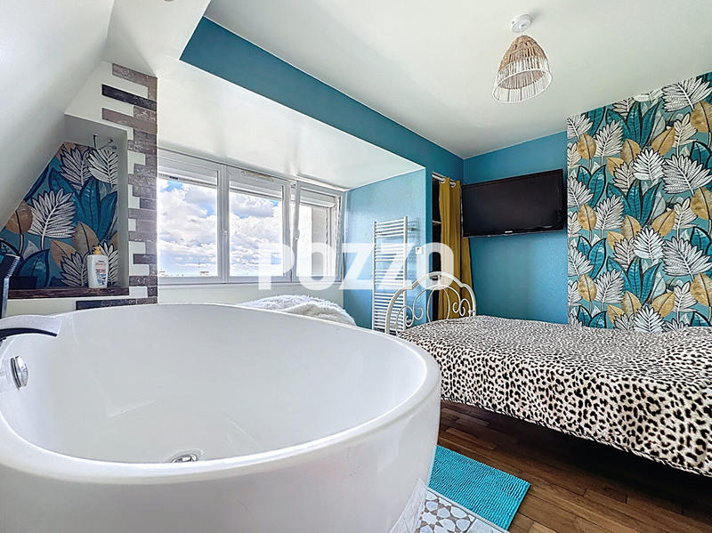 Maison - 85 m² - 5 pièces