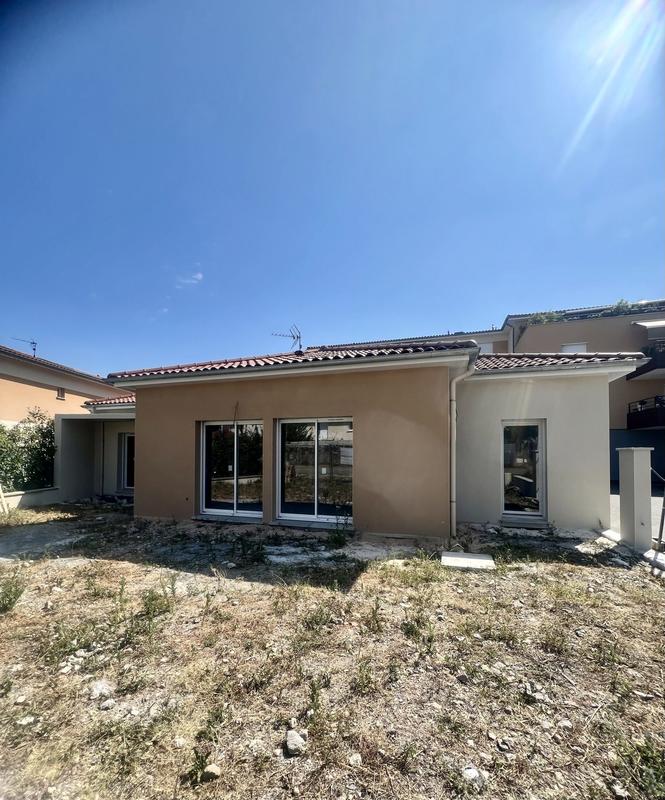 Maison - 107 m² - 4 pièces