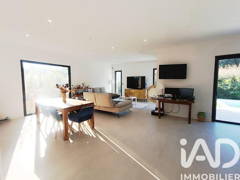 Maison - 126 m² - 5 pièces