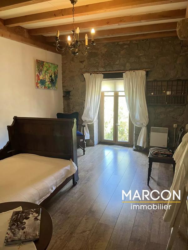 Maison - 137 m² - 4 pièces