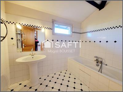 Maison - 125 m² - 5 pièces