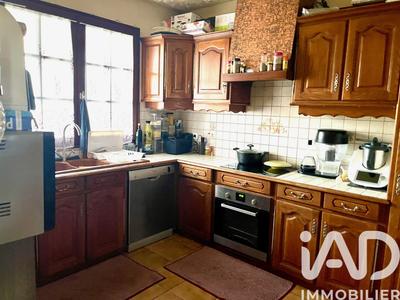 Maison de ville - 124 m² - 9 pièces