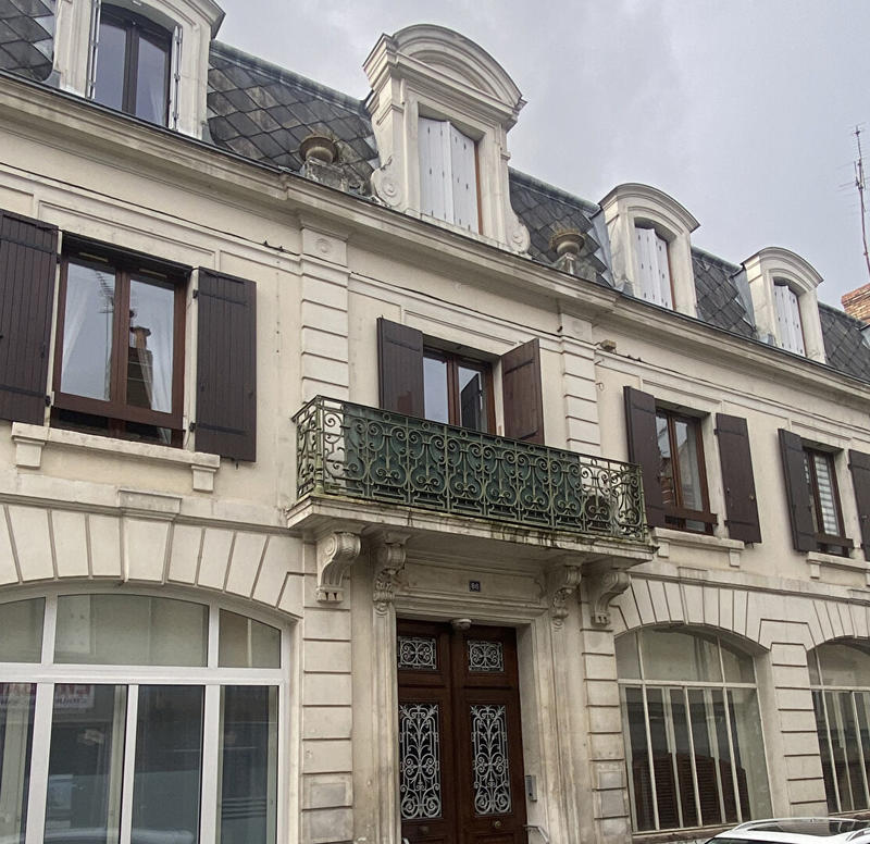 Appartement - 67 m² - 1 pièce