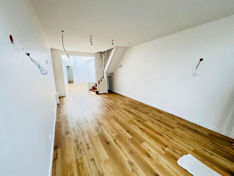 Maison - 80 m² - 4 pièces