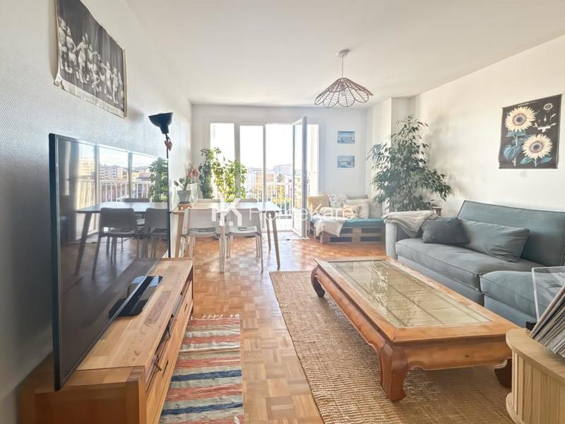 Appartement - 65 m² - 3 pièces