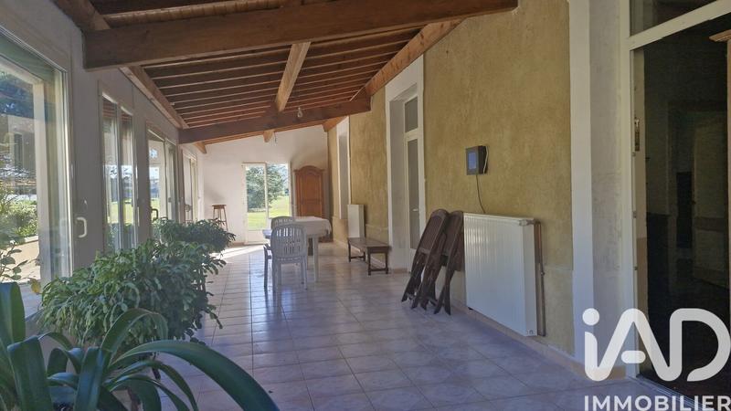 Maison - 400 m² - 17 pièces