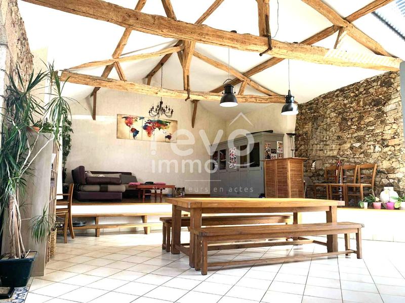 Longère - 210 m² - 8 pièces